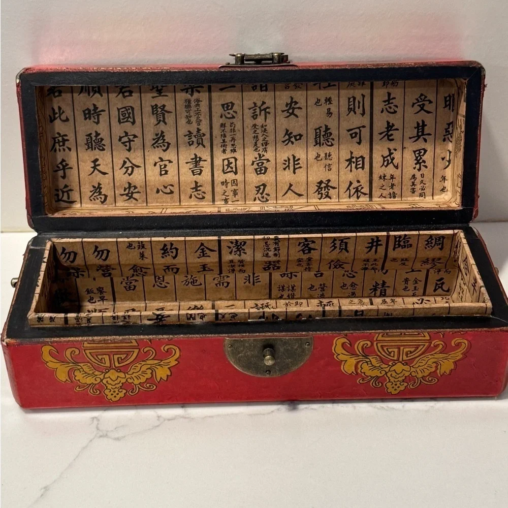 Chinese Jewelry Pillow Box